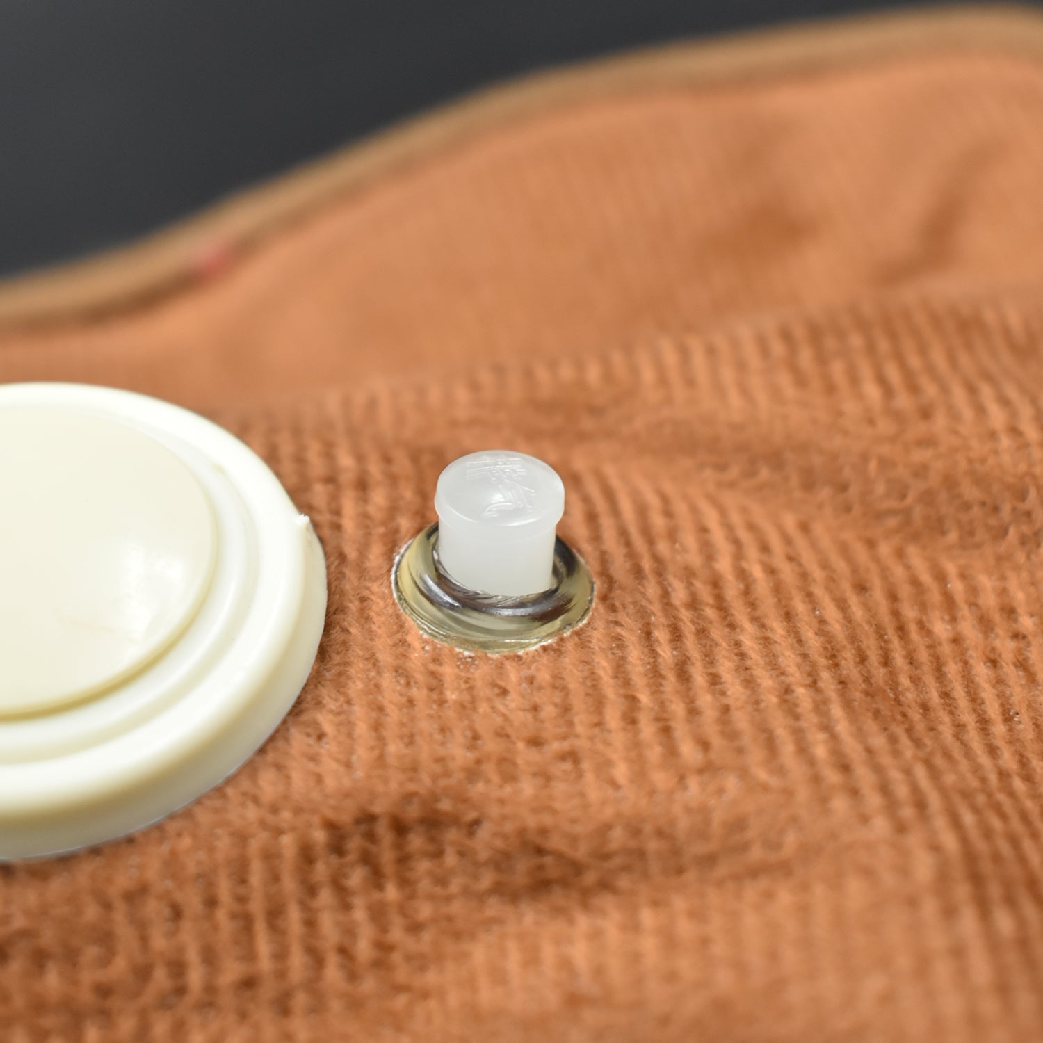 6140 5 Pc Hot Water Bag in Water Stopper used as a stopper while injecting nails on walls etc. 6140 5 Pc Hot Water Bag in Water Stopper used as a stopper while injecting nails on walls etc.